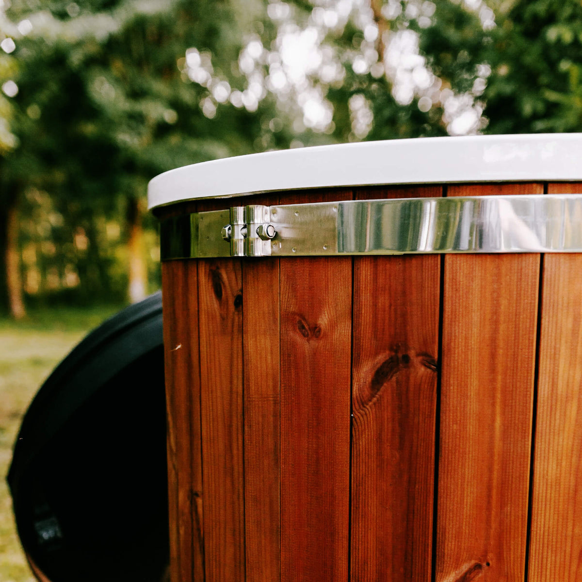 Premium 1-Person ThermoWood Cold Plunge Tub